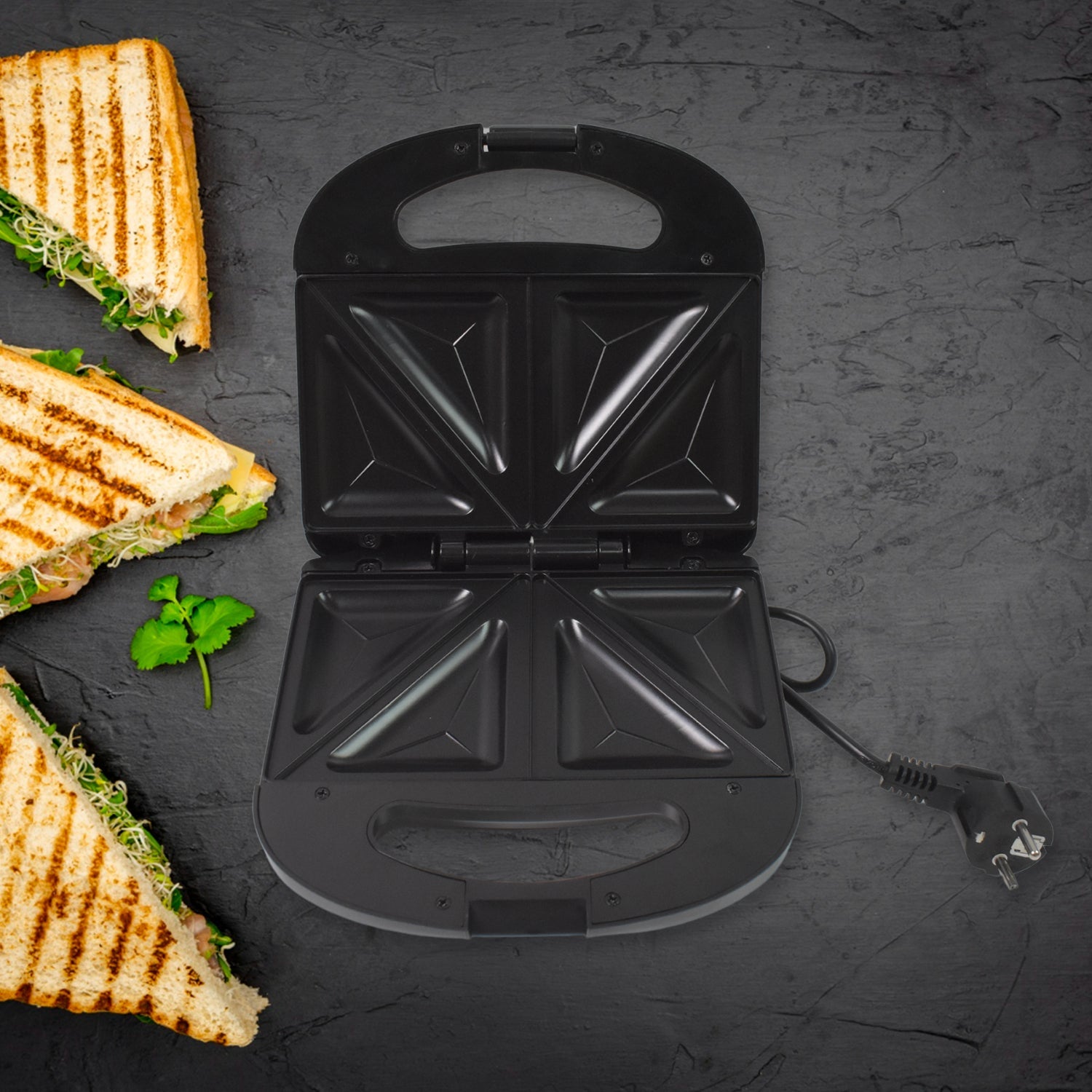 Sandwich Maker Makes Sandwich Non-Stick Plates| Easy to Use with Indicator Lights Sandwich toaster Sandwich Maker Makes Sandwich Non-Stick Plates| Easy to Use with Indicator Lights Sandwich toaster